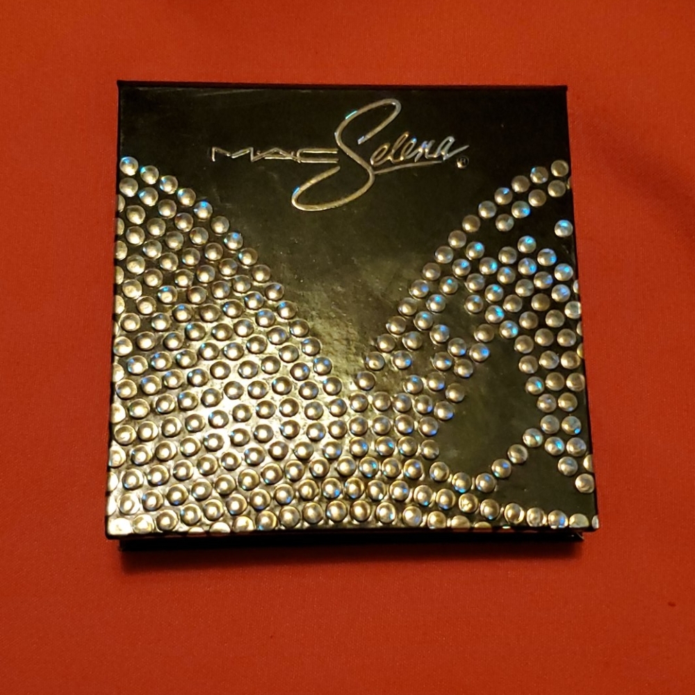 LE MAC x Selena La Leyenda Extra Dimension Sk